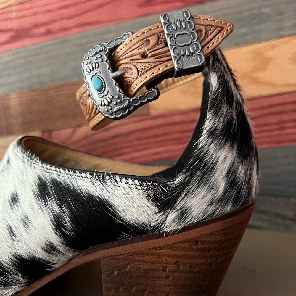 Hand-Tooled Leather strap Genuine Hide-On Women Bootie Boot Boho Western Shoe - Picture 10 of 13